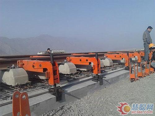 CRTS I型無(wú)砟軌道施工排架 