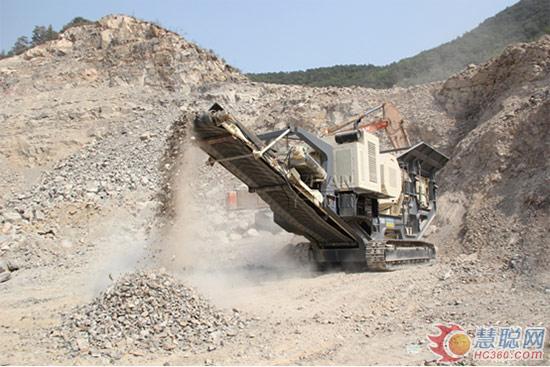 履帶式移動(dòng)破碎站助力采礦業(yè)發(fā)展
