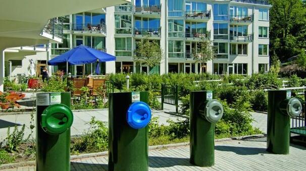 英國人腦洞大開 用咖啡渣做公交車燃料