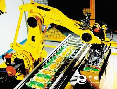 機(jī)器人不能完全代替人 包裝機(jī)器人的時(shí)代尚未到來