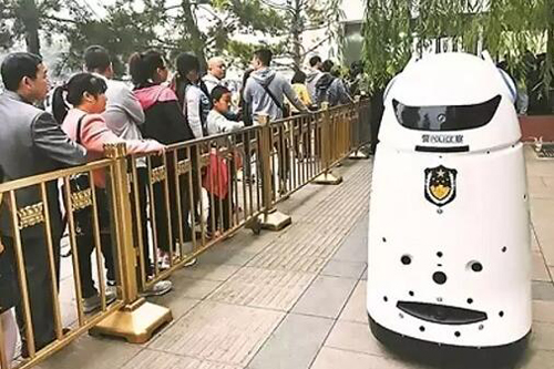 預(yù)計(jì)將達(dá)百億市場(chǎng) 中國(guó)機(jī)器人警察已上崗執(zhí)勤