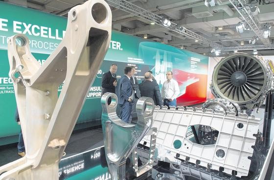 機(jī)床制造商們?cè)谳p量化領(lǐng)域開辟了一條新道路