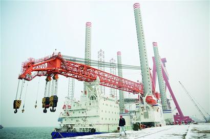 青島造國內(nèi)最高水平風(fēng)電施工平臺交付
