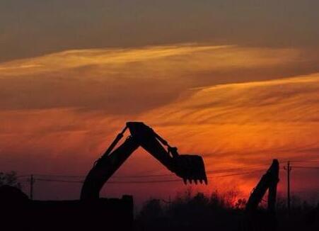2月挖掘機(jī)銷量預(yù)計(jì)破萬(wàn)臺(tái)，工程機(jī)械市場(chǎng)持續(xù)被看好