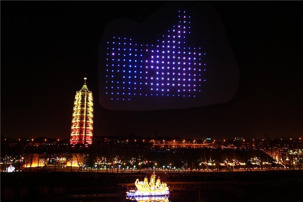 江蘇衛(wèi)視打造無人機(jī)燈光秀_宇辰網(wǎng)_讓世界讀懂無人機(jī)_全球?qū)I(yè)無人機(jī)服務(wù)資訊平臺