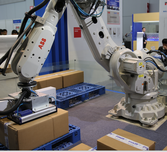 工業(yè)機器人的主要應用場景